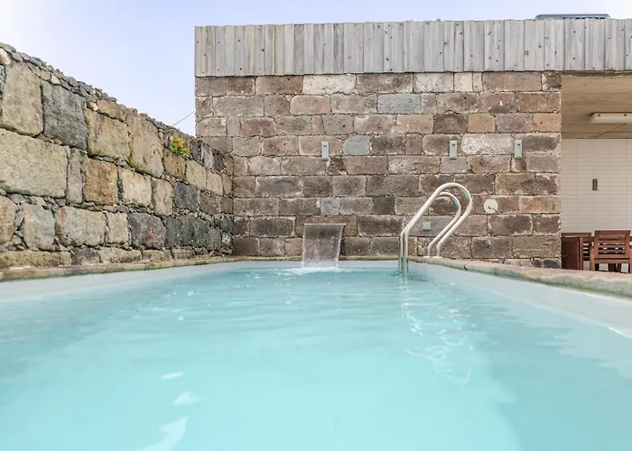 Casas Do Vale -t2 * Nordeste (Azores)